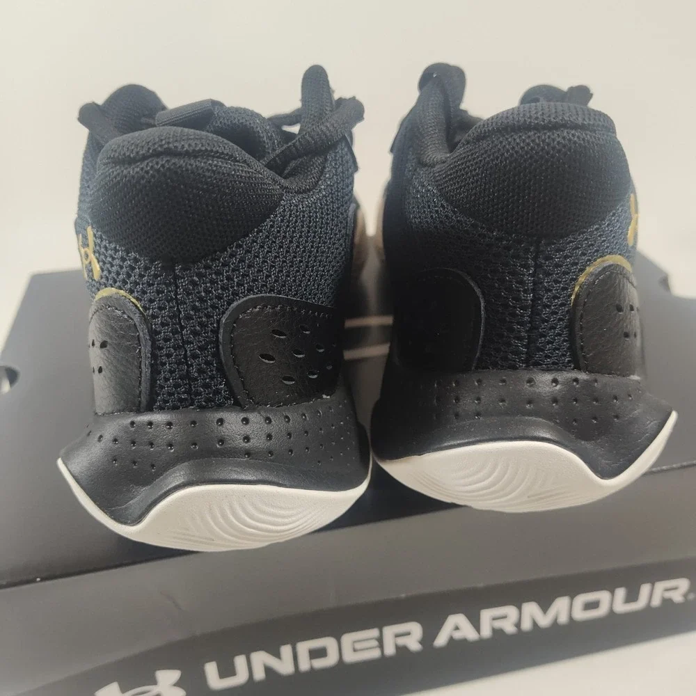Youth Under Armour Jet '23 Black Metallic Gold 6.5Y‎